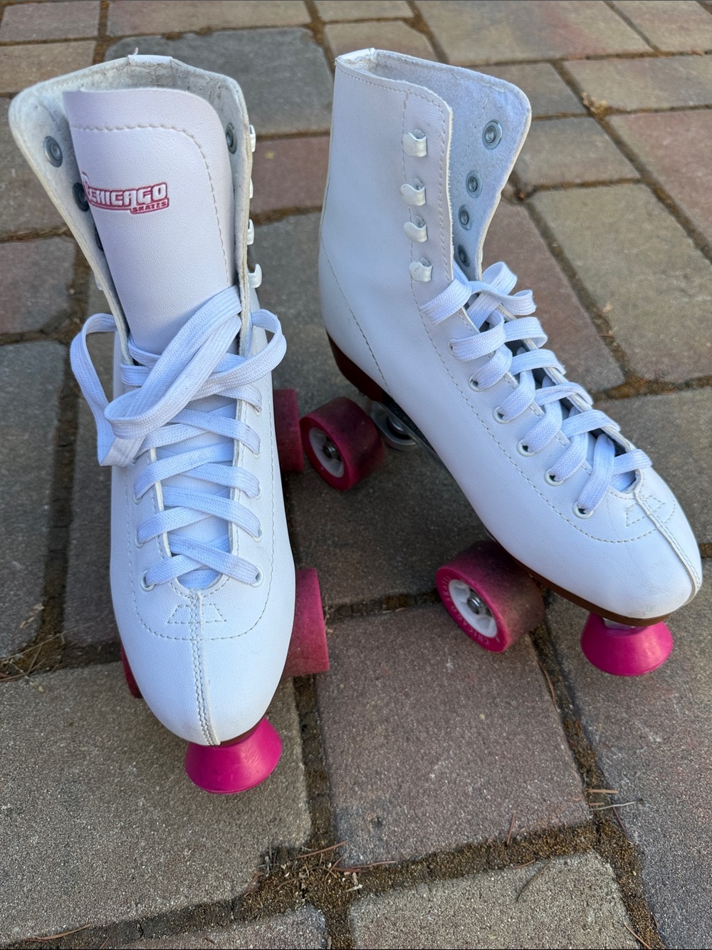 Chicago classic roller skates